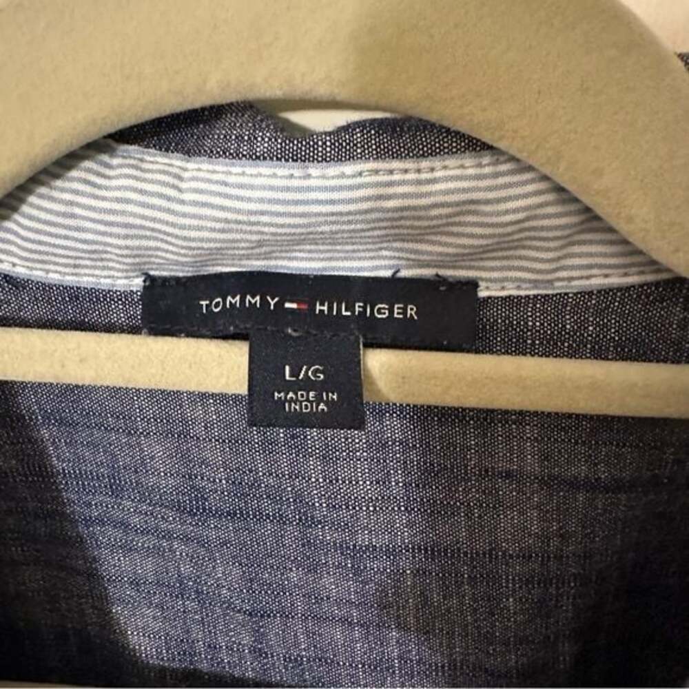 Tommy Hilfiger Women’s Professional Work Button down shirt blue - Picture 3 of 5